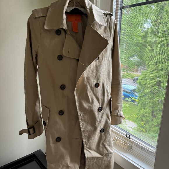 Women's Camel Trench Coat - Picture 1 of 4